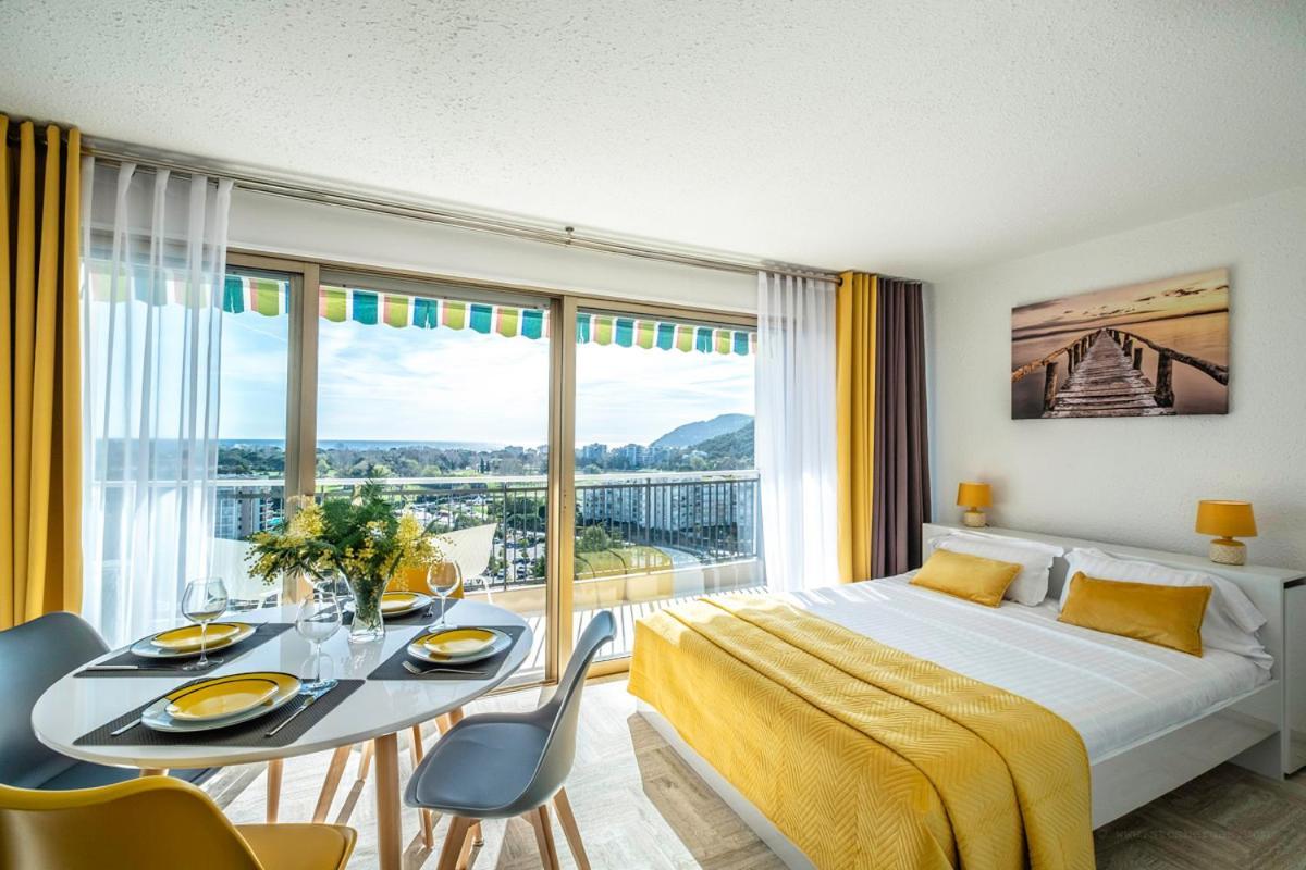 Cannes Marina Appart Hotel Mandelieu エクステリア 写真